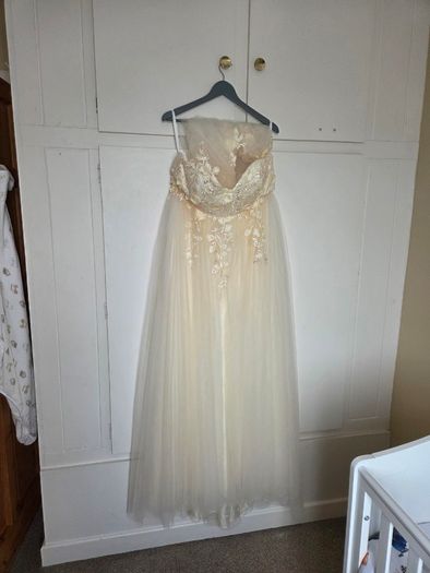 Maternity dress