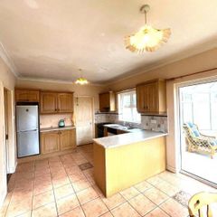 Kitchen cabinets