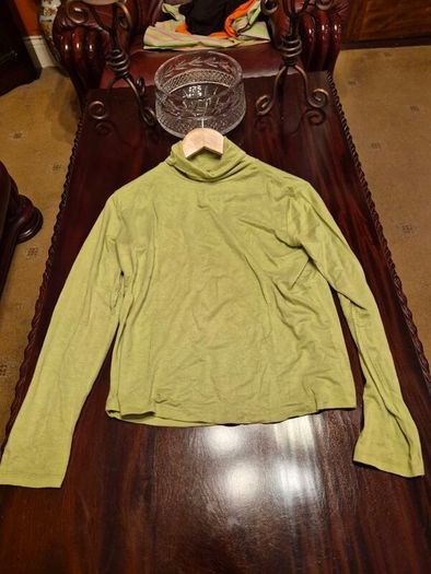 B.Young Turtleneck