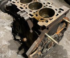 Trafic Vivaro Primastar 2.0 M9R Engine Block 538133