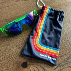 Skechers teen sunglasses
