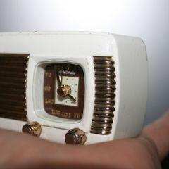 Vintage Wm Widdop miniature  radio alarm clock