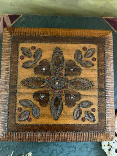Vintage circa 1970 Hand-Carved Polish Wooden Jewellery Trinket Box Brass & Copper Inlay