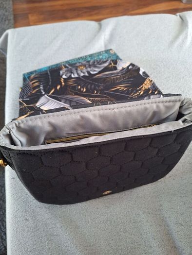 Women's handbags