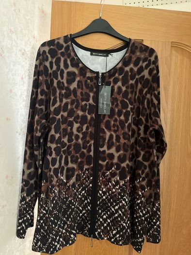 Unworn New Betty Barclay Size 18 Cardigan/jacket with zip up front