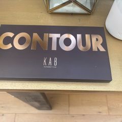KAB Cosmetics contour palette