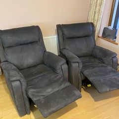 Recliner armchairs