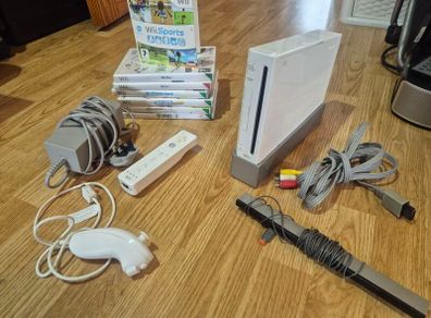 Nintendo Wii Console - Gamecube compatible version