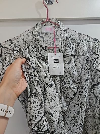 2 blouses and a waist coat size s
