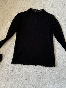 womens lace black top