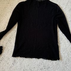 womens lace black top