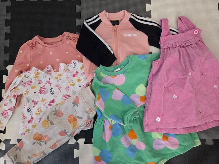 Baby clothes bundle 12-18