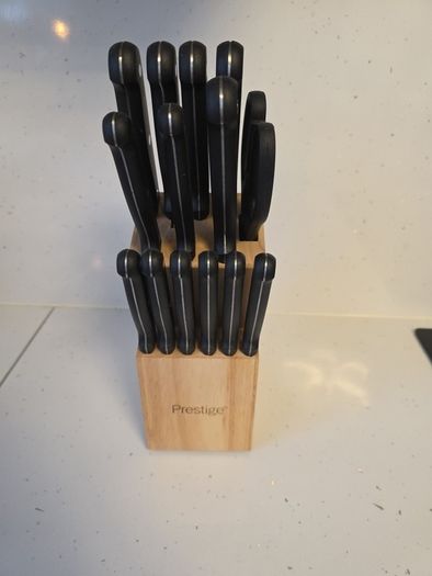 Set of knives