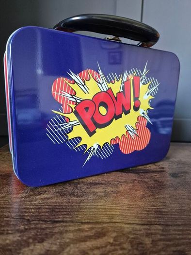 Woman Woman Tin Set