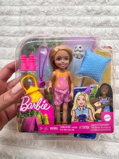 Mattel Barbie Chelsea Doll Blonde Camping Playset with Owl Sleeping Bag Damaged Box Please see photos