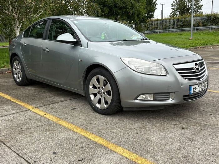 Opel Insignia 2012