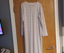 Dunnes Nightdress.  Size M - 14.     B.N.W.T