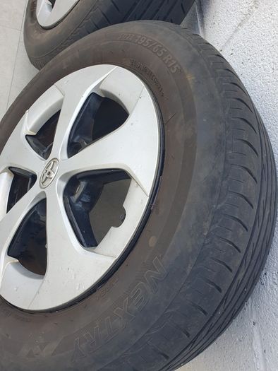 Toyota prius Tyres
