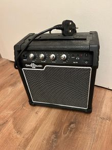 Guitar amp small