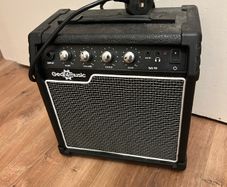 Guitar amp small