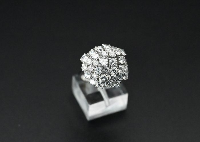 Vintage 1970s 4.1ct Diamond Cluster Ring