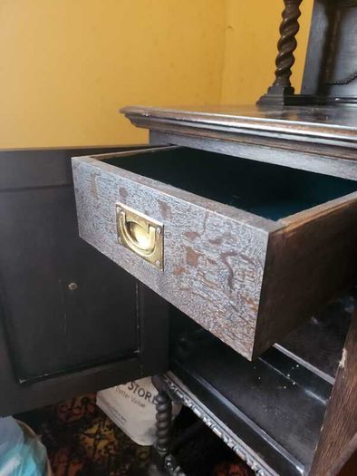 Sideboard