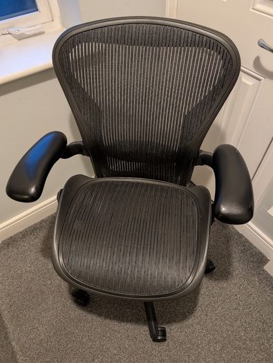 Herman Miller Aeron Classic - Fully Loaded