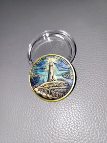Medallion Jesus is the light