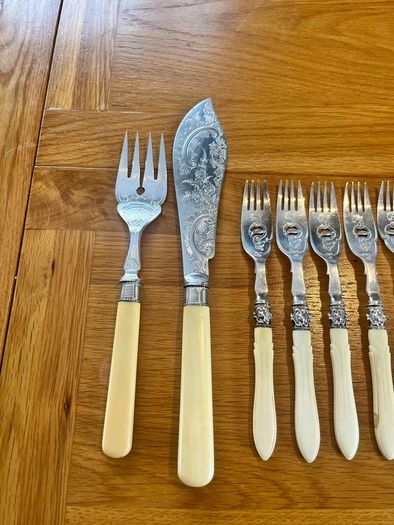 Edwardian Fish Set 14 piece