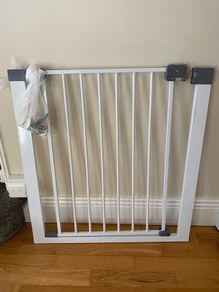 Baby gate