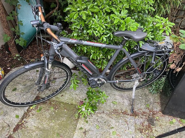 E bike for repair or parts