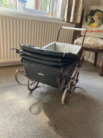 Vintage Dolls pram