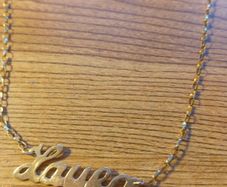 9ct gold necklace and named pendent