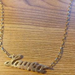 9ct gold necklace and named pendent