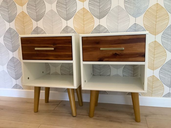 Two lockers and dresser