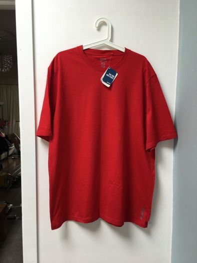Reebok tshirt