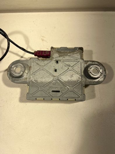 Bmw 7 Series F01 F02 Antenna Amplifier Module Ecu Unit 6935024 A3l2b12g