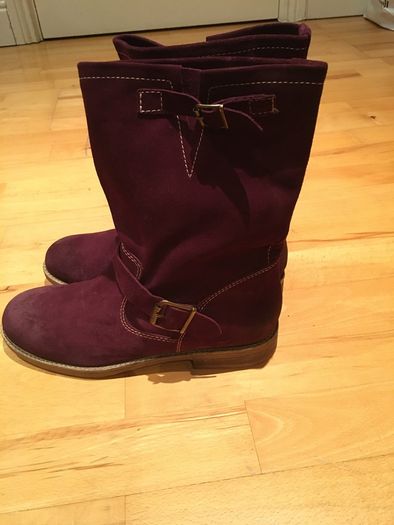Beautiful Firenze Suede Boots size EU-41, UK-7