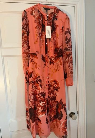 Karen Millen Dress size 16 more like a 12