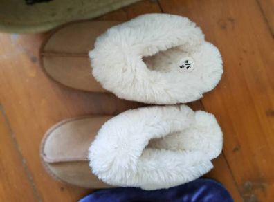 Slippers