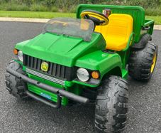 Peg Perego John Deere Gator