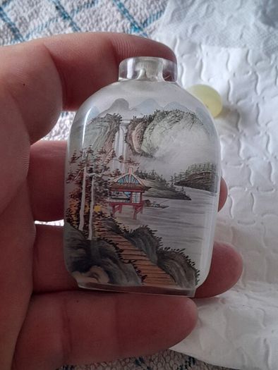 old oriental snuff bottle