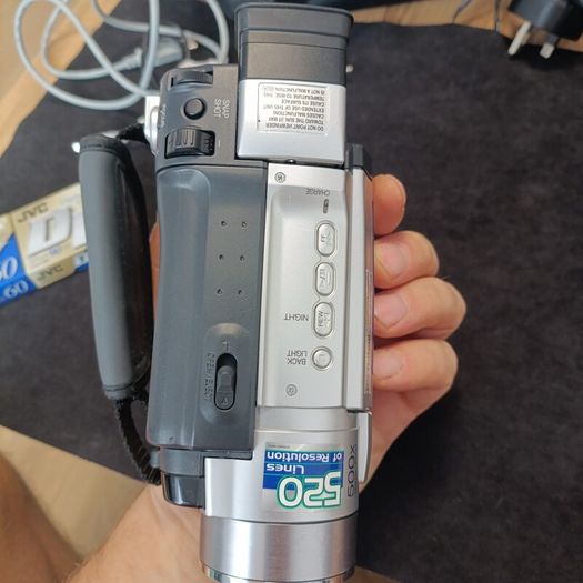JVC GR-DVL 160EK Mini DV Camcorder Made In Japan