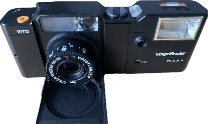 Voigtlander Vito Balda with Vitolux 18 flash