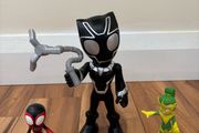 Spidey &amp; friends figures