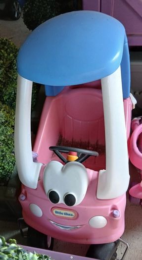 Little Tikes Pink Car