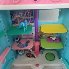 Gabby doll house