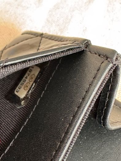Chanel wallet /wallet on chain