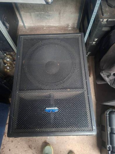 mackie 1800sa active subwoofers (pair)