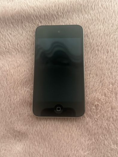 Ipod touch 4th 8 GB
